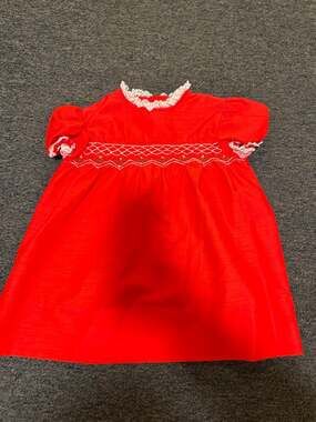 Vintage Polly Flinders Red Hand Smocked Girls Christmas Dress with Lace Trim